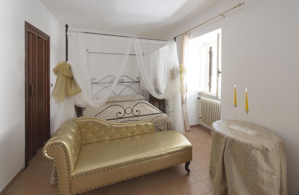 Residenza Di Via Piccardi Bed and Breakfast Gubbio Kamer foto