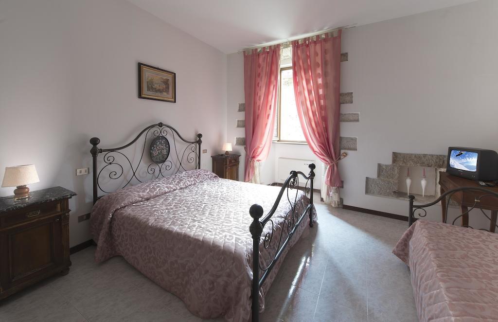 Residenza Di Via Piccardi Bed and Breakfast Gubbio Kamer foto