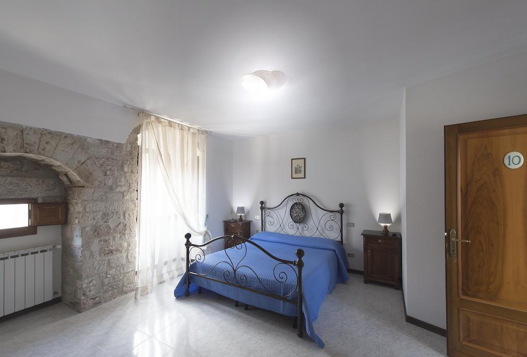 Residenza Di Via Piccardi Bed and Breakfast Gubbio Kamer foto